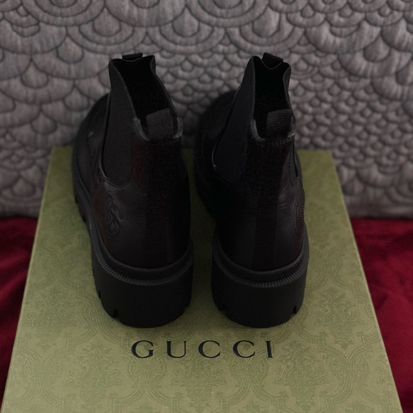 Gucci Black Matelassé Chelsea Boots Size: 38.5 (US 8.5) - Picture 3 of 7